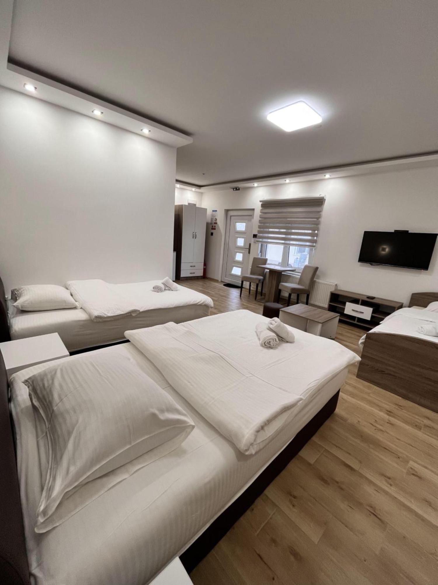 Kovac Residence Zrenjanin Ngoại thất bức ảnh