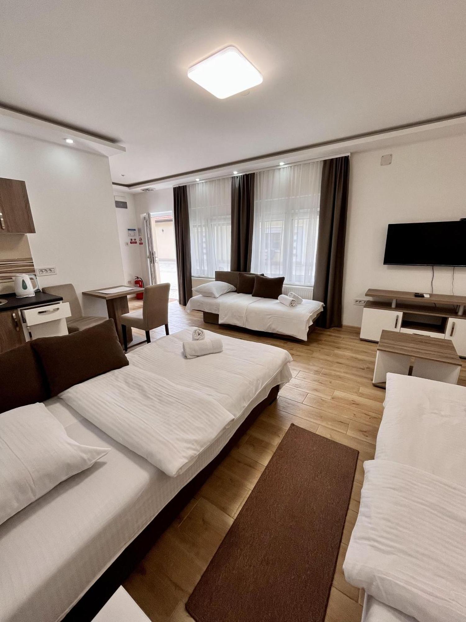 Kovac Residence Zrenjanin Ngoại thất bức ảnh