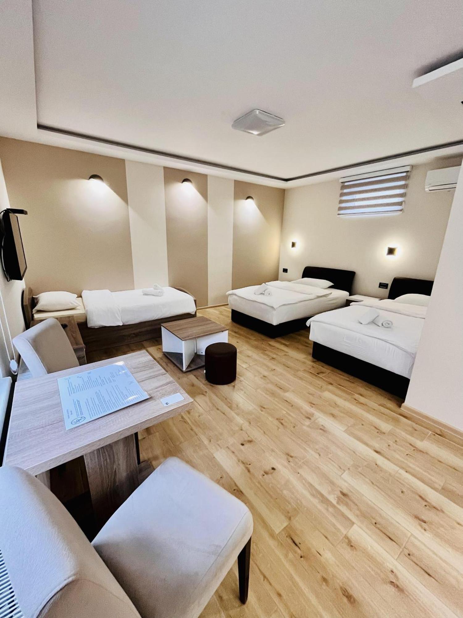 Kovac Residence Zrenjanin Ngoại thất bức ảnh